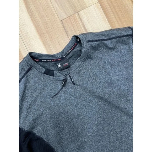 Spyder Men's Active Long Sleeve Top Shirt M New - Picture 2 of 3